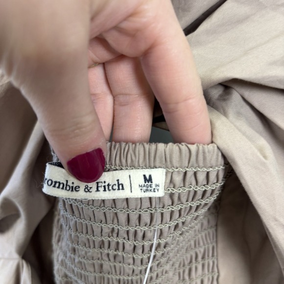 Abercrombie Fitch Tan Twist Front Smocked Back Maxi Dress Women's Medium - Picture 3 of 15